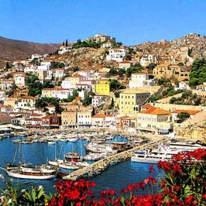 hydra-island