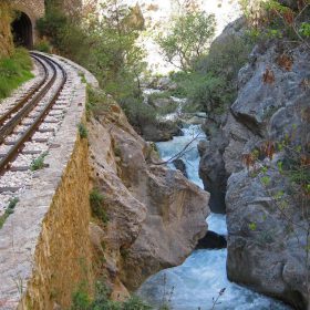 Vouraikos-gorge-rack-railway