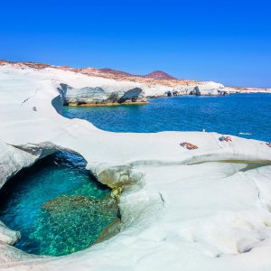 milos_sarakiniko