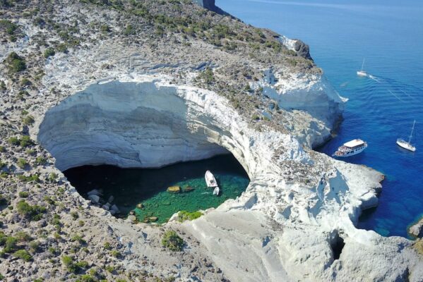 Milos-Sykia